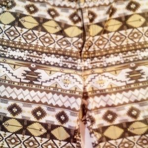 BEYOND THE LIMIT Flat Front Aztec Print Men's Beach Shorts Size 38